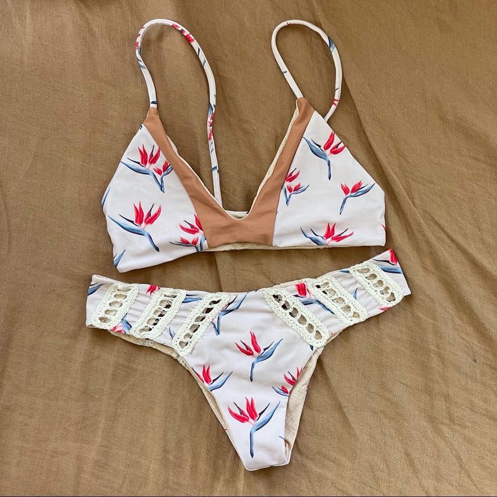Acacia Set